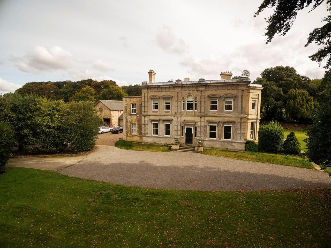 Cleatham Hall Bed & Breakfast Manton  Exterior photo