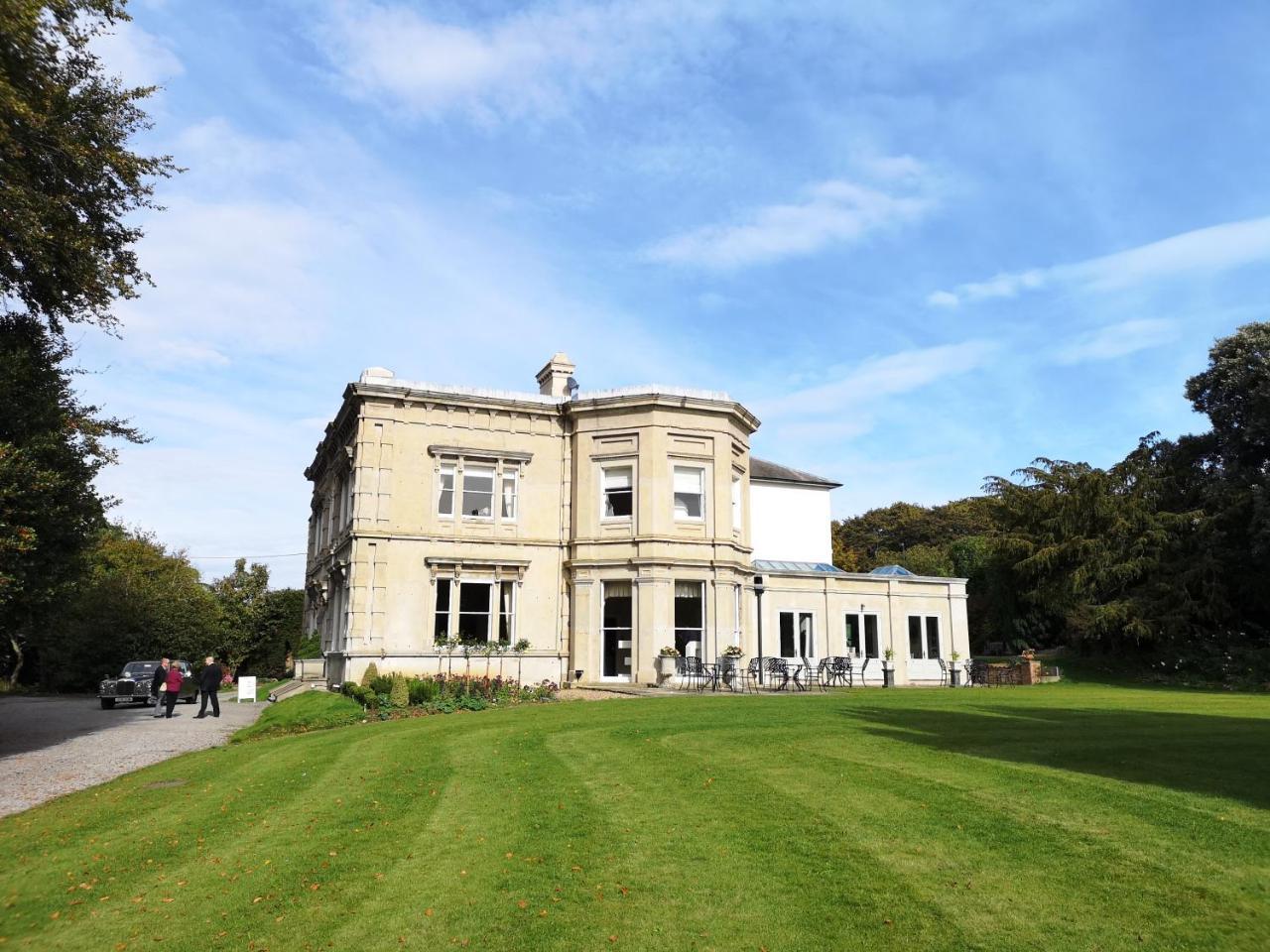 Cleatham Hall Bed & Breakfast Manton  Exterior photo